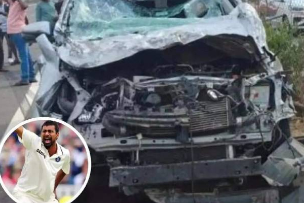 இந்திய முன்னாள் கிரிக்கெட் வீரர் சென்ற கார் பயங்கர விபத்து! | Former Indian Cricketer Praveen Kumar Car Accident