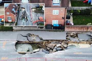 பிரித்தானியாவின் சர்ரேவில் ராட்சத பள்ளம்: நீர் விநியோகம் பாதிப்பு, முக்கிய சாலை மூடல்