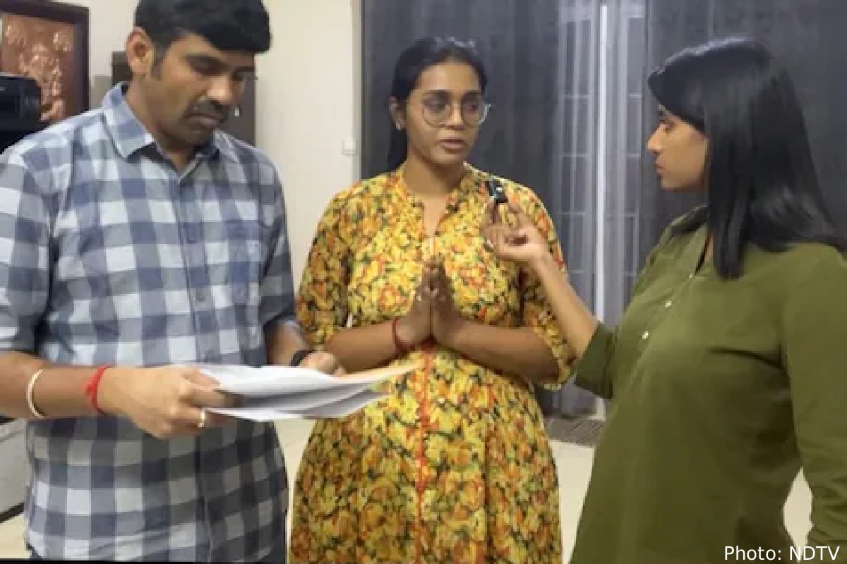 துபாயில் ICU-வில் தாய்: இந்தியா வர ரூ 50 லட்சம் கேட்கும் ஏர் ஆம்புலன்ஸ்: தவிக்கும் தமிழர் | Mother In Dubai Icu Air Ambulance Ask 50 Lake Fee