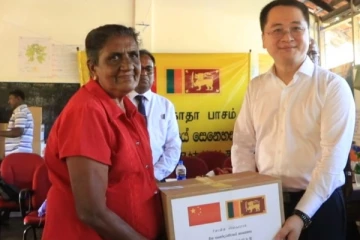 மன்னார் மக்களுக்கு சீனா நிவாரணம்