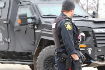 கனடாவில் புகைப்படம் வெளியிட்டு பொலிஸார் விடுத்த எச்சரிக்கை