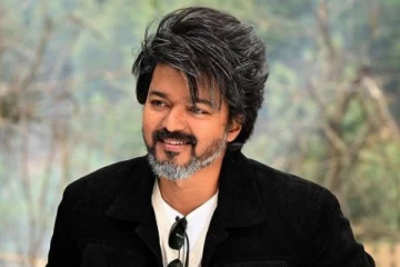 லியோ பட நாயகன் விஜய் வைத்திருக்கும் விலையுயர்ந்த கார்களின் விலை- லிஸ்ட் இதோ