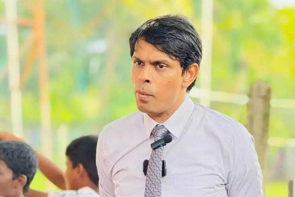 பாதுகாப்புக்காக வாள் வைத்திருக்கிறாராம் அர்ச்சுனா | Arjuna Is Said To Be Carrying Sword For Protection பாதுகாப்புக்காக வாள் வைத்திருக்கிறாராம் அர்ச்சுனா | Arjuna Is Said To Be Carrying Sword For Protection