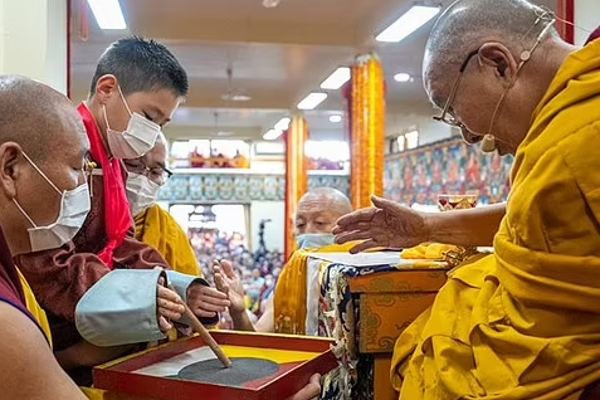 8 வயது சிறுவன் புத்தமத தலைவராக தேர்வு! | 8 Year Old Boy Selected As Buddhist Leader
