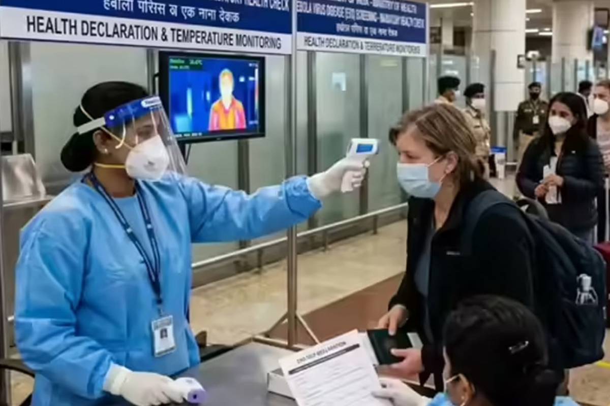 எபோலா வைரஸ் - விமான நிலையங்களில் பரிசோதனை கட்டாயம் | India Govt Mandate Airport Screening Over Ebola