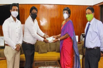 இலங்கையில் 21 மூலிகைகளிலிருந்து தயாரிக்கப்பட்ட முகக் கவசம்!