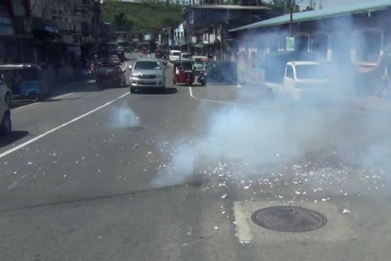 அமைச்சராக பதவியேற்ற ஜீவன் தொண்டமான்! பட்டாசு வெடித்து கொண்டாடிய மலையக மக்கள் (PHOTOS)