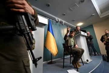 “உக்ரைன் போர்க்களம்”- 1300 உக்ரைன் படையினர், 15ஆயிரம் ரஸ்ய படையினர் பலி! (காணொளி)