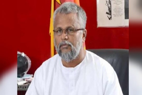 வடக்கில் காணி விடுவிப்பு - ரணில், டக்ளஸிற்கு அளித்த உறுதிமொழி | Land Cession North Ranil S Pledge To Douglas
