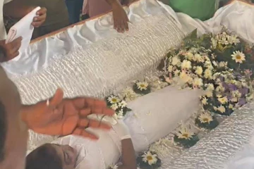 வெல்லம்பிட்டி - பாடசாலை விபத்தில் உயிரிழந்த மாணவி ; மக்களை சோகத்தில் ஆழ்த்திய இறுதிக்கிரியைகள்!