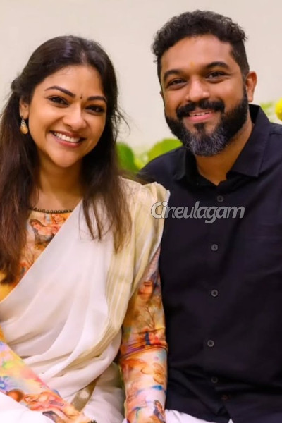 நடிகை அபிராமி தத்தெடுத்து வளர்க்கும் அவரது மகளை பார்த்துள்ளீர்களா?... லேட்டஸ்ட் க்ளிக் | Actress Abhirami Adopted Daughter Latest Photo