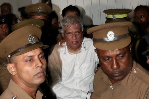 மேற்குலக நாடுகளிலிருந்து வந்த கடும் அழுத்தம் - ரணில் தொடர்பில் ஏற்பட்ட மாற்றம் | Pressure From Western Countries For Ranil To Anura