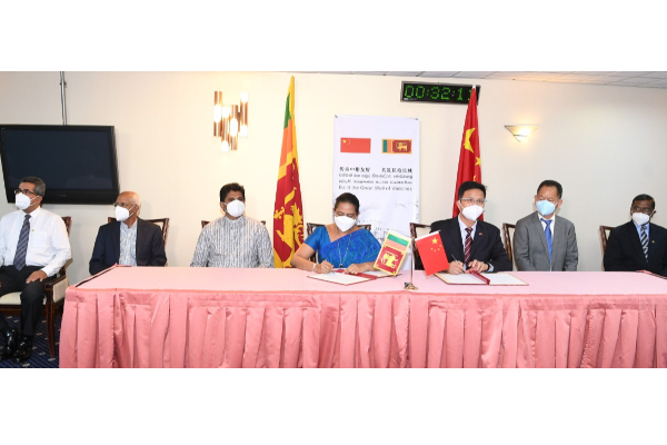 දෙවන සයිනොෆාම් එන්නත් මාත්‍රා ලක්ෂ 05  මෙරටට .... | Srilanka Health