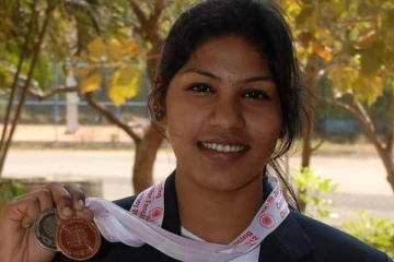 ஒலிம்பிக் போட்டிக்குத் தகுதி: போராடி சாதித்த தமிழச்சி