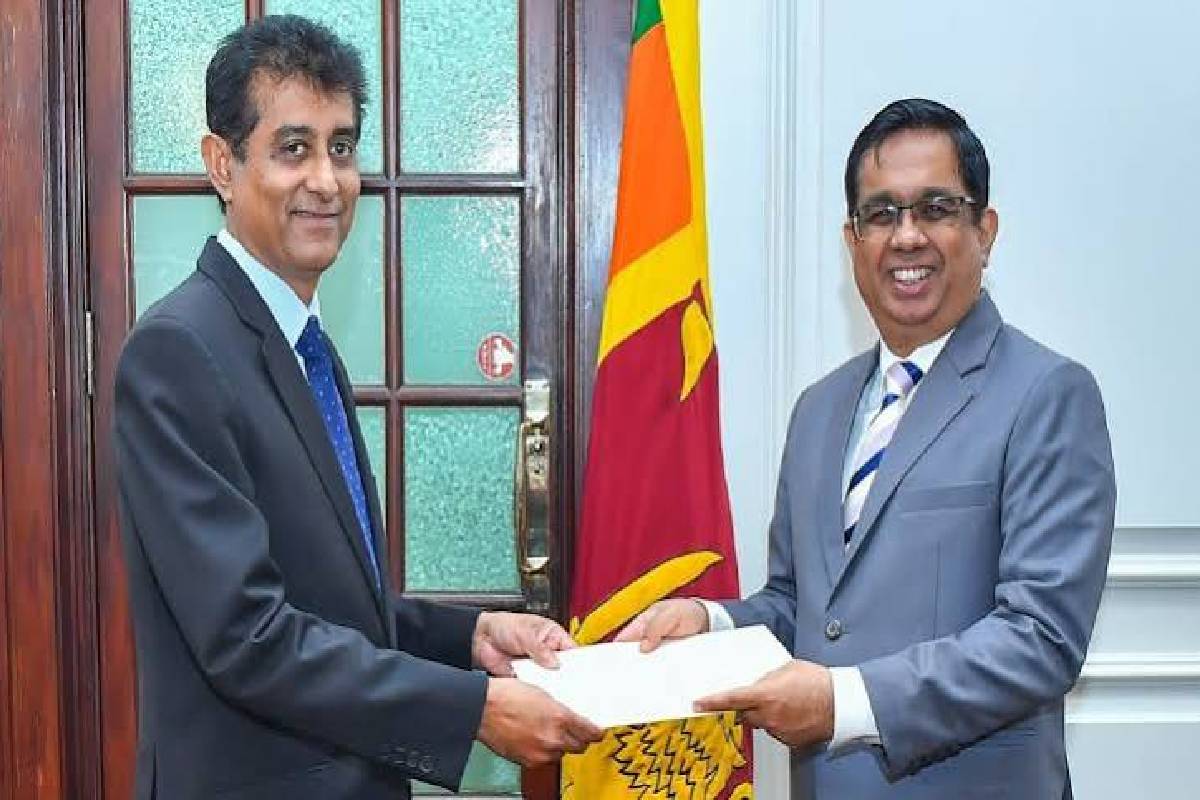 பொருளாதார ஆலோசகர் விவகாரம்: ஹர்ஷவின் கருத்துக்கு பிமல் பதிலடி | Ranils Economic Adviser Bimal Responds To Harsha பொருளாதார ஆலோசகர் விவகாரம்: ஹர்ஷவின் கருத்துக்கு பிமல் பதிலடி | Ranils Economic Adviser Bimal Responds To Harsha