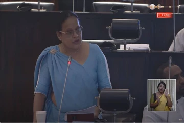 சபாநாயகர் ஆசனத்தில் "கண் தொியும் காது கேட்கும் ” ஒருவரை அமா்த்தவேண்டும்! நாடாளுமன்றில் கோாிக்கை