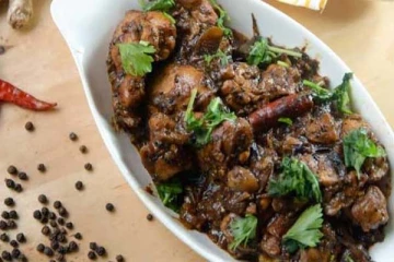 பெப்பர் சிக்கன் ப்ரை எப்படி செய்வது? பிரபல நடிகை நக்ஷத்திராவின் அசத்தல் காணொளி