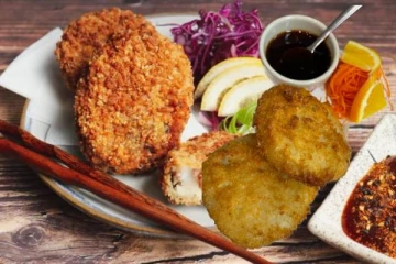 உணவை ஓடர் செய்தால் 43 ஆண்டுகள் காத்திருக்க வேண்டிய அதிசயம்