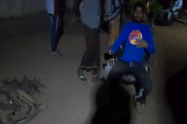 தமிழர் பகுதியில் மது போதையில் வீடொன்றினுள் புகுந்து அடாவடி நடவடிக்கை! | Drunkenness Broke Into A House And Acted Violently