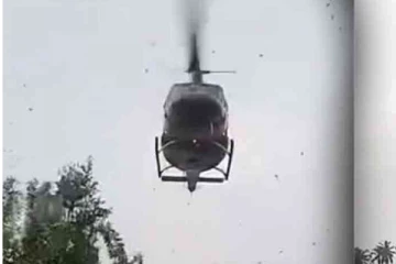 மீட்பு நடவடிக்கைகளில் ஈடுபட்டிருந்த விமானப்படை ஹெலிகொப்டர் விபத்து