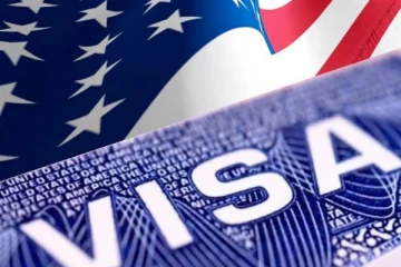 விசாக்களின் விலைகளை உயர்த்தியுள்ள பிரபல நாடு!