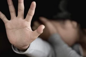 16 வயது மாணவி துஷ்பிரயோகம் ; அதிபருக்கு 30 வருட சிறை!