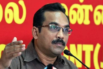 கிளிநொச்சி மக்களை சந்தித்த முன்னாள் நாடாளுமன்ற உறுப்பினர்