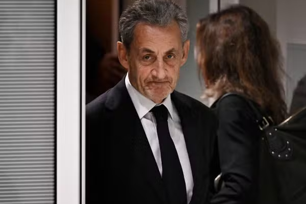 பிரான்ஸ் முன்னாள் ஜனாதிபதி சிறையிலடைப்பு | Ex French President Nicolas Sarkozy Jailed
