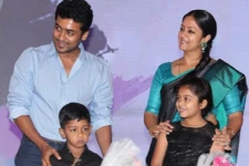 சூர்யா, ஜோதிகாவின் மகன், மகள் எவ்வளவு பெரியவர்களாக வளர்ந்துவிட்டார்கள்- லேட்டஸ்ட் புகைப்படங்கள் இதோ