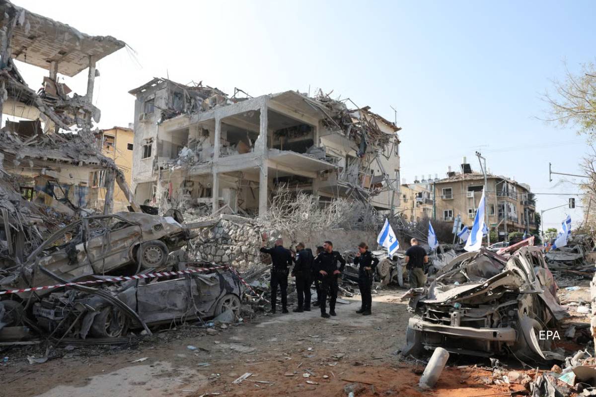 மத்திய கிழக்கு போர் சூழல்... 21 நாடுகள் தொடர்பில் பயண எச்சரிக்கை விடுத்த பிரித்தானியா | Fcdo New Travel Advice