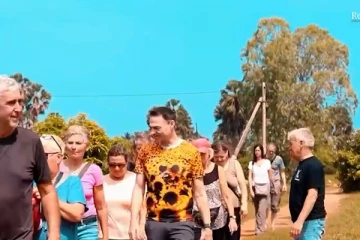 றீ(ச்)ஷாவுக்கு படையெடுக்கும் வெளிநாட்டு சுற்றுலா பயணிகள்