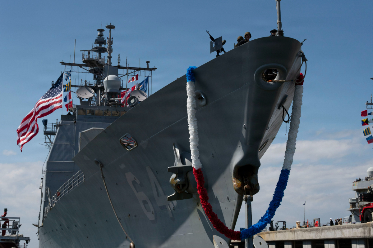 நாடு திரும்பிய அமெரிக்க க்ரூசர் ஏவுகணை கப்பல் | U S Navy Missile Cruiser Uss Gettysburg Cg 64 நாடு திரும்பிய அமெரிக்க க்ரூசர் ஏவுகணை கப்பல் | U S Navy Missile Cruiser Uss Gettysburg Cg 64