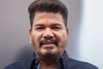 தமிழ் சினிமாவின் பிரம்மாண்ட இயக்குநர் ஷங்கரின் திருமண போட்டோவை பார்த்துள்ளீர்களா! அதுவும் முக்கிய பிரபலத்துடன்