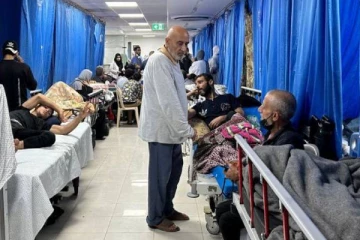 இஸ்ரேல் தாக்குதல்: காசா மருத்துவமனையில் ஏற்பட்ட பாதிப்பு! 3 குழந்தைகள் பலி