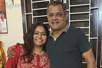 நடிகர் போஸ் வெங்கட் - சோனியா ஜோடிக்கு இவ்வளவு பெரிய மகளா? போட்டோவுடன் இதோ