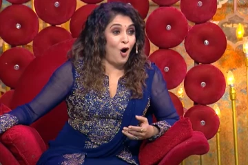 மிரண்டு கத்திய ரம்யா கிருஷ்ணன்....அரங்கத்தை வேற மாறி அதிர வைத்த குள்ள நடிகர்!