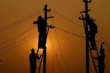 வார இறுதியிலும் 7 மணிநேர மின்வெட்டு; வெளியான அறிவிப்பு