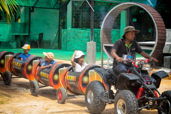 உச்சக்கட்ட மகிழ்ச்சியில் ஈழத்தமிழர்கள்..... களைக்கட்டி கொண்டாட்டம்! வியக்க வைக்கும் அழகிய புகைப்படம் | Devali Celibaration In Jaffna