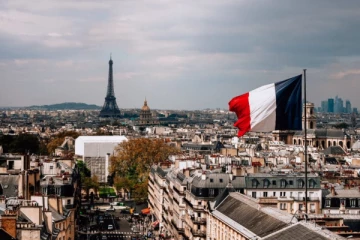 வீட்டுக்குள் குவிந்து கிடந்த குப்பைகள்; பிரான்ஸில் நபரின் உயிரைப்பறித்த விநோத நோய்