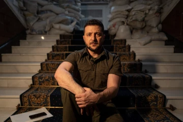 டான்பாஸில் மக்களை துடைத்தெறிய ரஷ்யா விரும்புகிறது: ஜெலென்ஸ்கி குற்றசாட்டு!