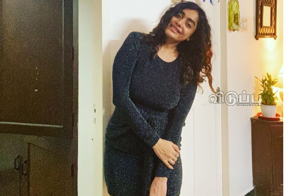 நல்ல குடும்பத்துல பிறந்த எங்களுக்கு தெரியும்!! குட்டி பத்மினியை கடுமையாக விமர்சித்த அஜித் பட நடிகை.. | Kuttty Patmini Abhirami Kalakshetra Issue Post