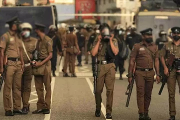 அநுராதபுரத்தில் பதற்றமான சூழ்நிலை: பொலிஸ் உத்தியோகத்தர் ஒருவர் படுகாயம்