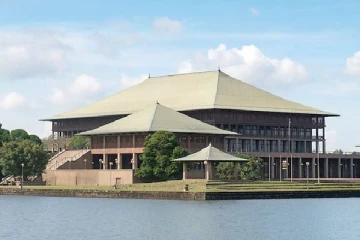 கோவிட் தொற்றால் தற்காலிகமாக மூடப்பட்ட சபாநாயகரின் அலுவலகம்