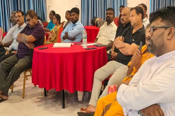 இலங்கை தமிழரசுக் கட்சியின் பிரிவு ஏக்கிய இராச்சிய நோக்கில் தான்! சி.அ. யோதிலிங்கம் குற்றச்சாட்டு | C A Yodhilingam Article