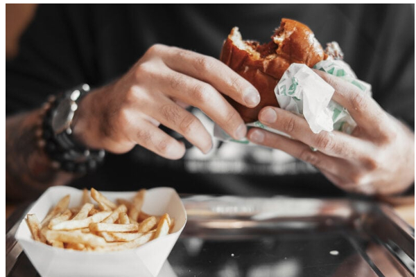 இந்த சுவையான உணவு நீரிழிவு நோயாளியை கோமாவுக்கே கொண்டு போயிடும்? ஜாக்கிரதை... அலட்சியம் வேண்டாம்! | Processed Foods Side Effects Heart Attack Diabetes