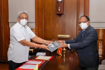 போர் வெற்றி மற்றும் தோல்விகள் தொடர்பில் முன்னாள் இராணுவ தளபதி எழுதிய நூல்