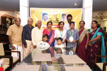 வல்வெட்டித்துறையில் மாணவர்களுக்கு கௌரவிப்பு நிகழ்வு(Photos)