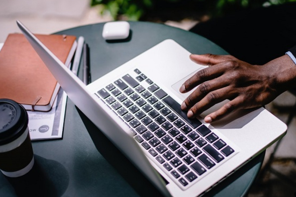 இணையத்தில் ஆடைகள் விற்பனை தொடர்பில் பாரிய மோசடி அம்பலம் | Online Dress 10 Million Fraud One Person Arrested இணையத்தில் ஆடைகள் விற்பனை தொடர்பில் பாரிய மோசடி அம்பலம் | Online Dress 10 Million Fraud One Person Arrested