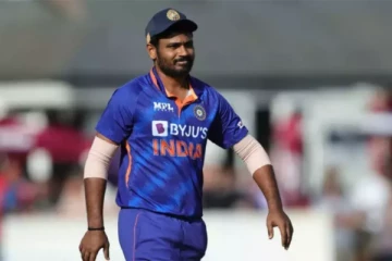 இன்னும் எவ்ளோ வருஷம் இப்படியே..? தொடர்ந்து புறக்கணிக்கப்படும் சஞ்சு..!! கடுப்பான ரசிகர்கள்!!