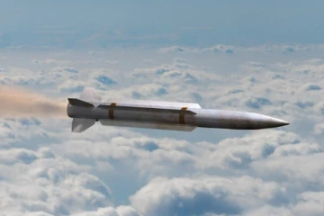 மேக் 5 வேகத்தில் வடிவத்தை மாறும் ஹைப்பர்சோனிக் ஏவுகணை - சாத்தியமற்றதை சாத்தியமாக்கும் சீனா